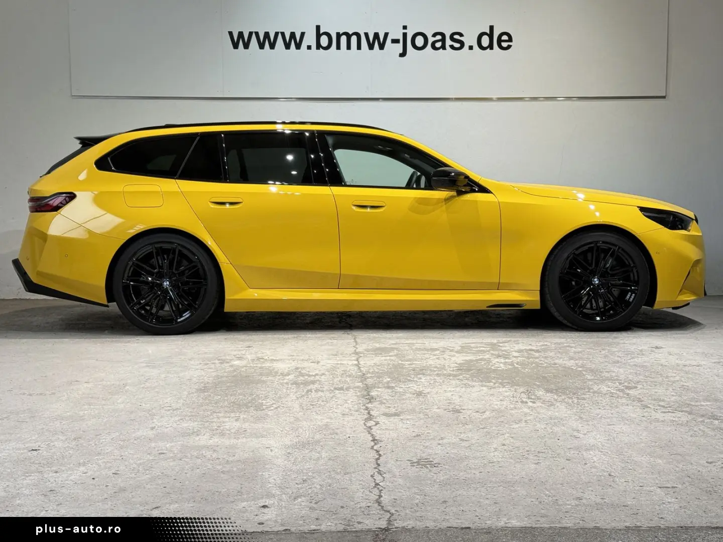 BMW M5 Touring  Sonderlackierung  Sitzbelüftung  Bow