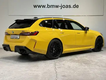 BMW M5 Touring  Sonderlackierung  Sitzbelüftung  Bow