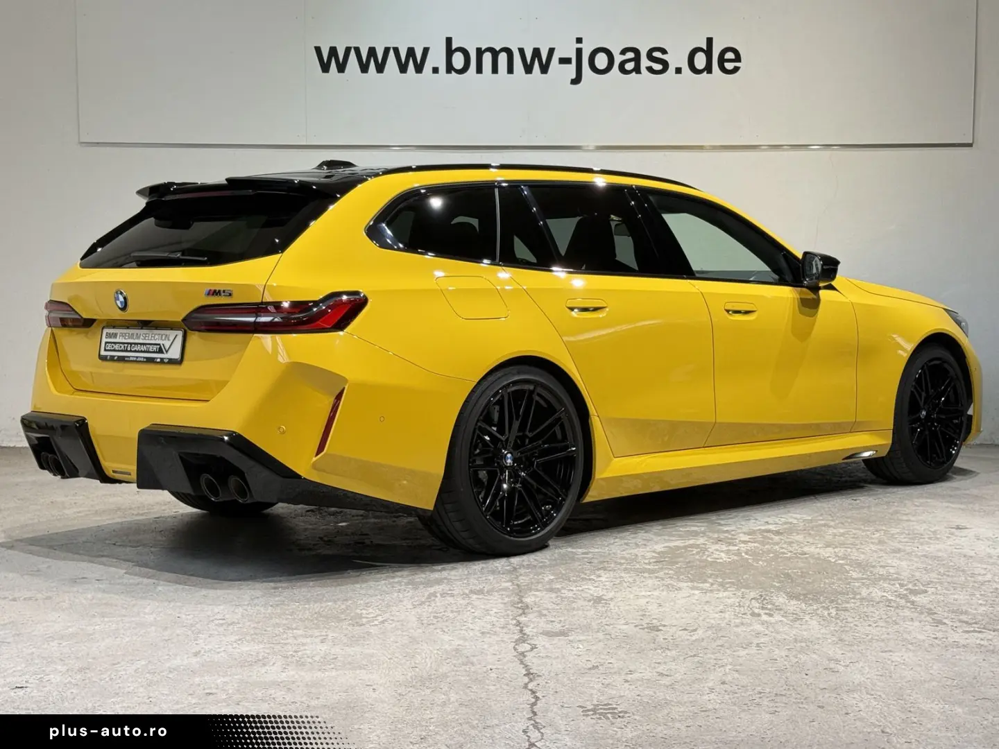 BMW M5 Touring  Sonderlackierung  Sitzbelüftung  Bow