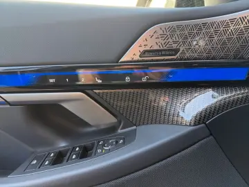 BMW M5 Touring 0 5% Verst. Ultimate AHK Carb.Kermaik