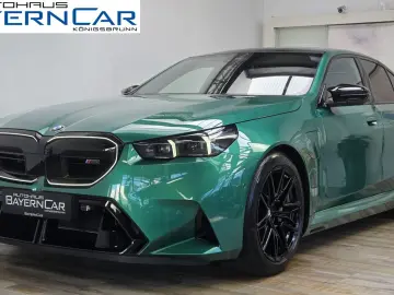 BMW M5 Lim Keramik Sitzlüftung ACC Panorama ACC B&W