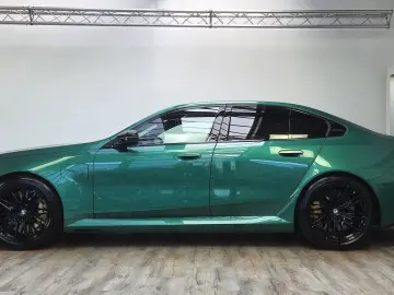 BMW M5 Lim Keramik Sitzlüftung ACC Panorama ACC B&W