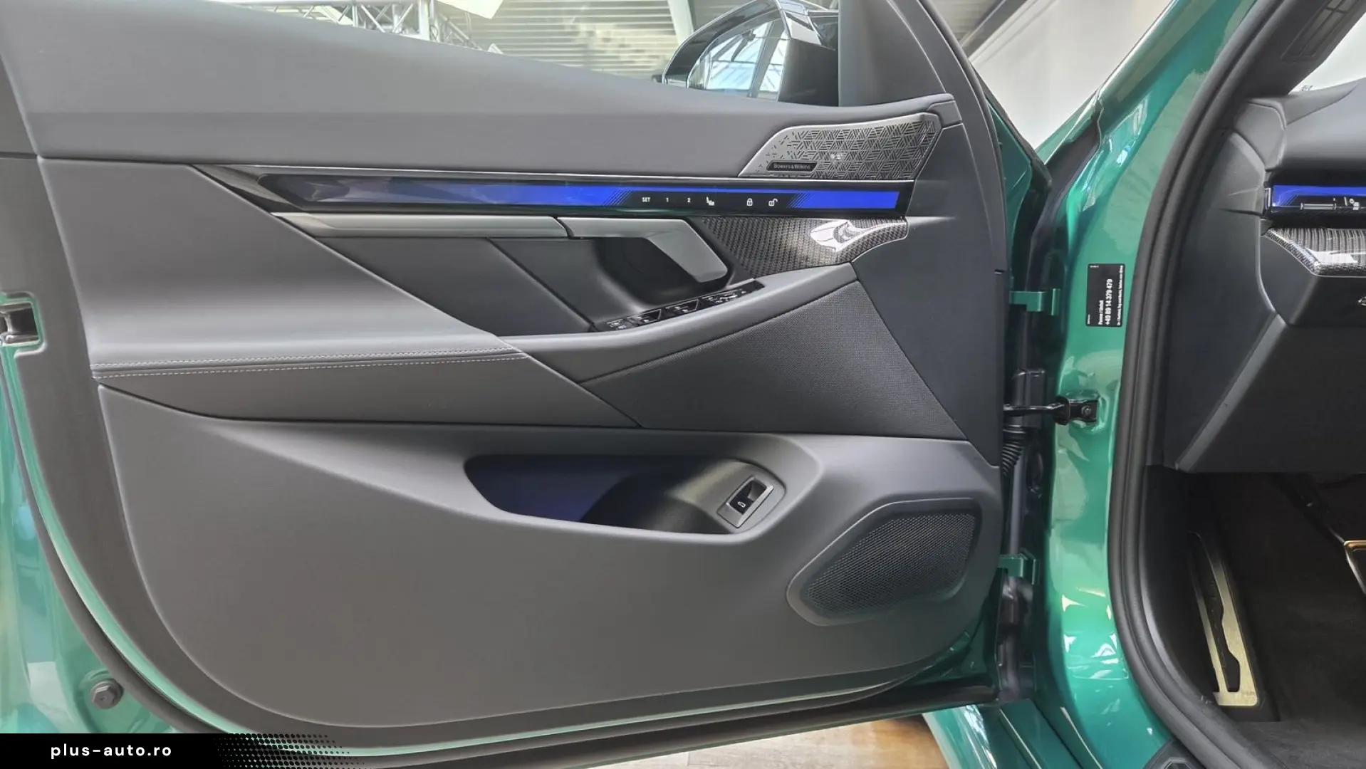 BMW M5 Lim Keramik Sitzlüftung ACC Panorama ACC B&W