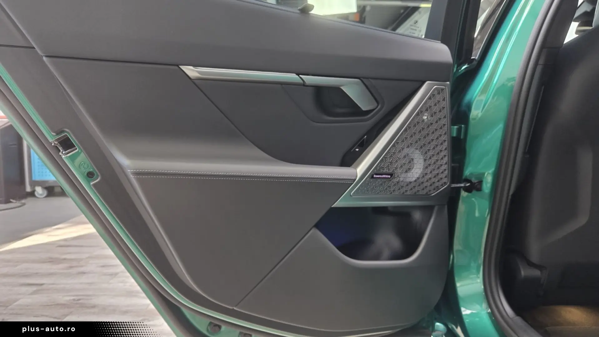 BMW M5 Lim Keramik Sitzlüftung ACC Panorama ACC B&W