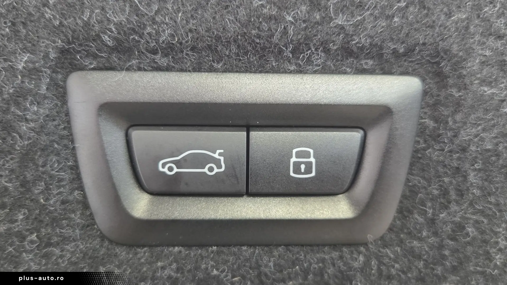 BMW M5 Lim Keramik Sitzlüftung ACC Panorama ACC B&W