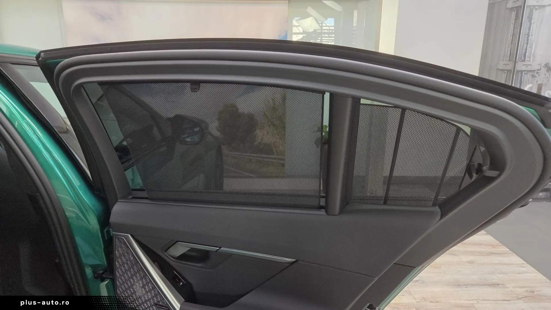 BMW M5 Lim Keramik Sitzlüftung ACC Panorama ACC B&W