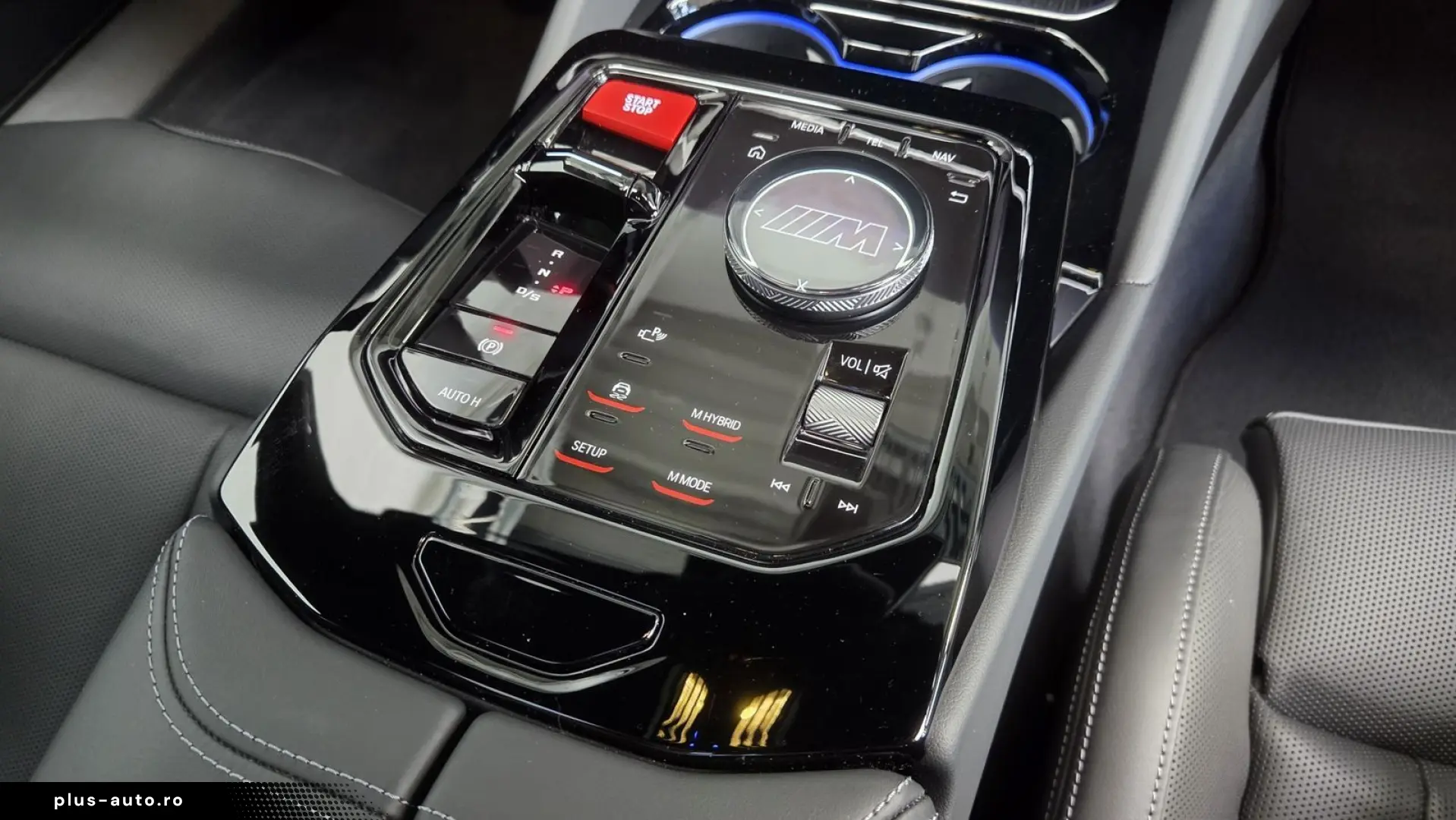 BMW M5 Lim Keramik Sitzlüftung ACC Panorama ACC B&W