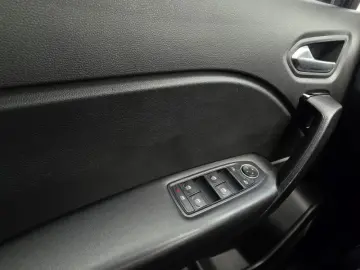 RENAULT CAPTUR 1.3 TCe 130CP Zen