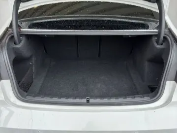 BMW M3 Competition Navi.LED.360 .ACC.HarmKard.KomfZg