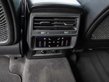 AUDI SQ8 competition plus TFSI Navi Matrix Luftfederu