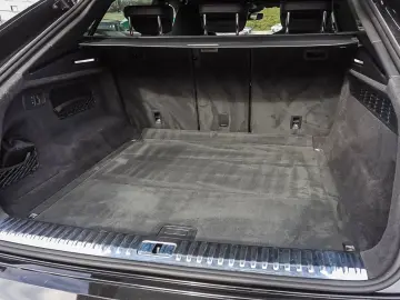 AUDI SQ8 competition plus TFSI Navi Matrix Luftfederu