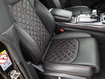 AUDI SQ8 competition plus TFSI Navi Matrix Luftfederu