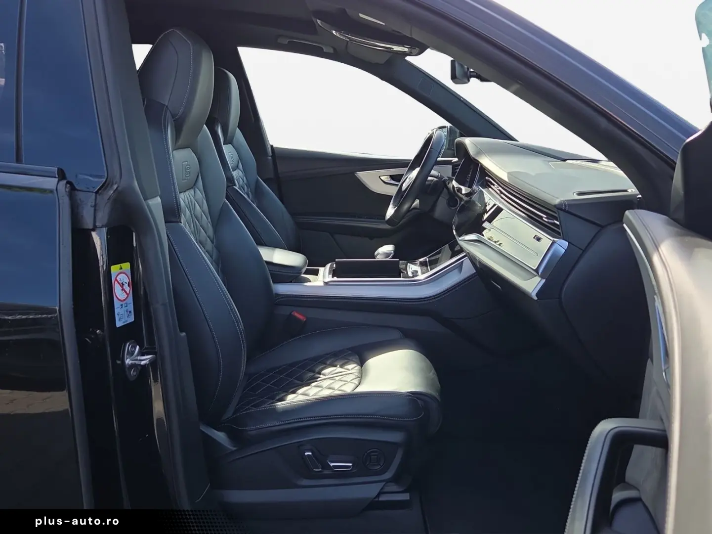 AUDI SQ8 SUV TFSI Navi Matrix Alu HUD B&O PDC Pano Vi