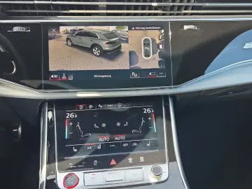 AUDI SQ8 SUV TFSI Navi Matrix Alu HUD B&O PDC Pano Vi