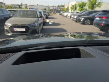 AUDI SQ8 SUV TFSI Navi Matrix Alu HUD B&O PDC Pano Vi