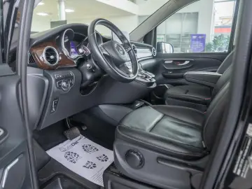 Mercedes-Benz V-Class V250d LONG Luxury 2.2CDI G-Tronic