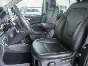 Mercedes-Benz V-Class V250d LONG Luxury 2.2CDI G-Tronic