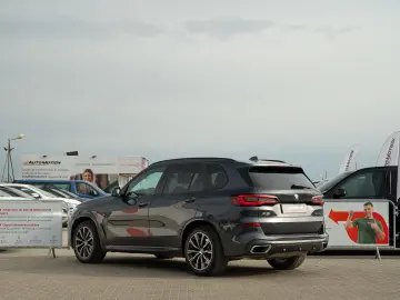 BMW X5 xDrive30d AT MHEV