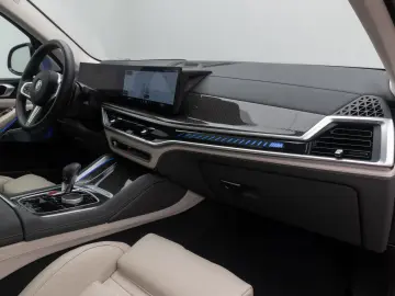 BMW X5 M Competition Sky Lounge B&W Massage MegaVoll