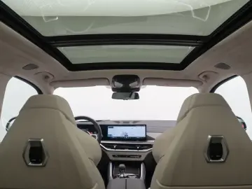 BMW X5 M Competition Sky Lounge B&W Massage MegaVoll