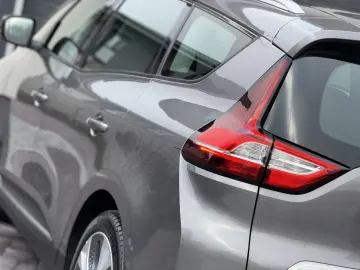 RENAULT GRAND SCENIC 1.5 DCI – AUTOMATIC - 110 CP– 7 LOCURI