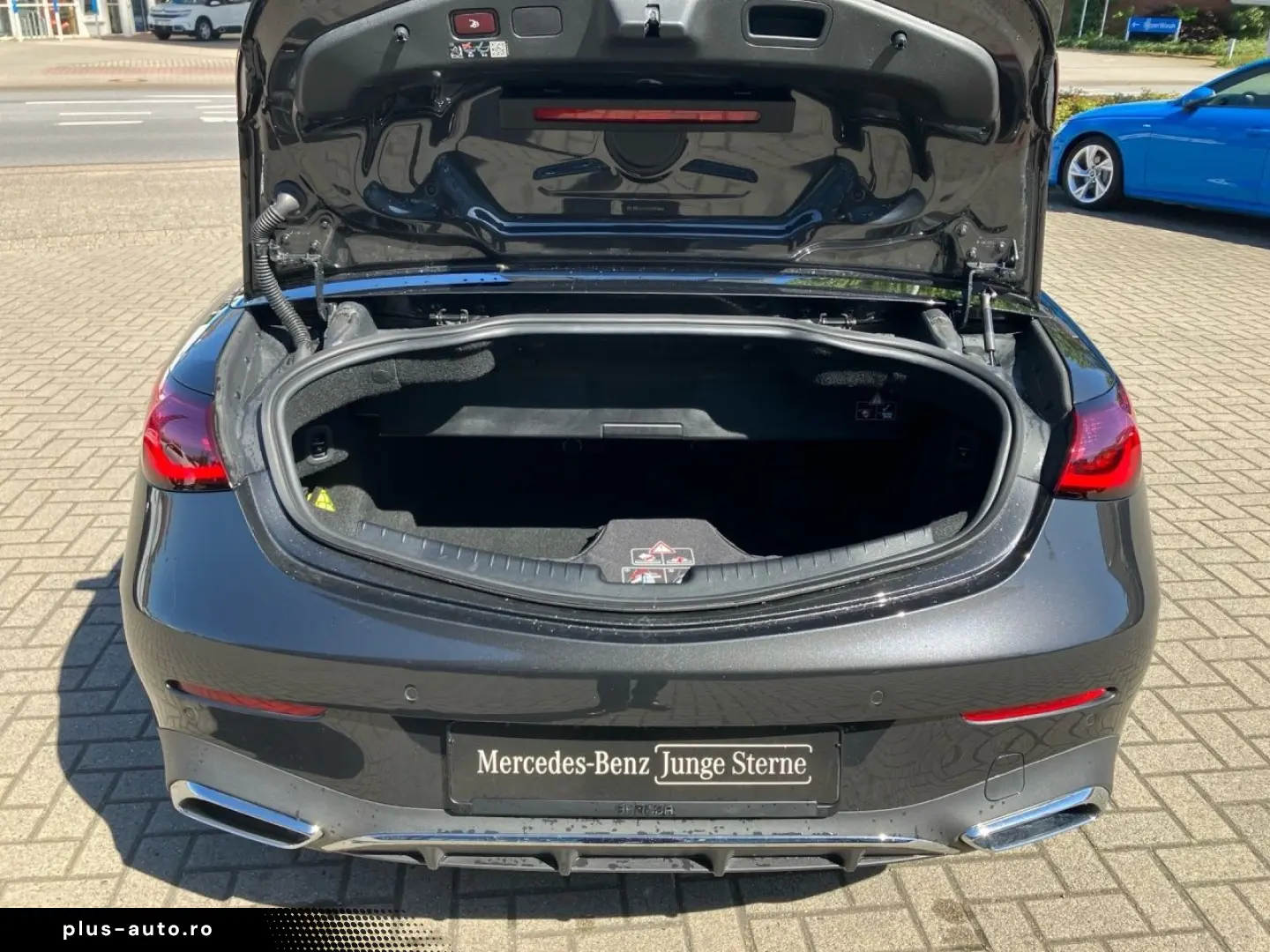 MERCEDES-BENZ CLE 300 4M Cabriolet AMG Distronic Bur&hellip;