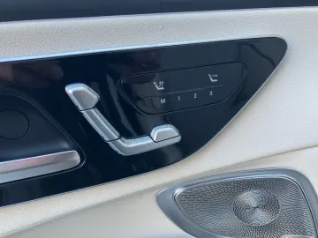 MERCEDES-BENZ CLE 300 4M Cabriolet AMG Distronic Bur&hellip;