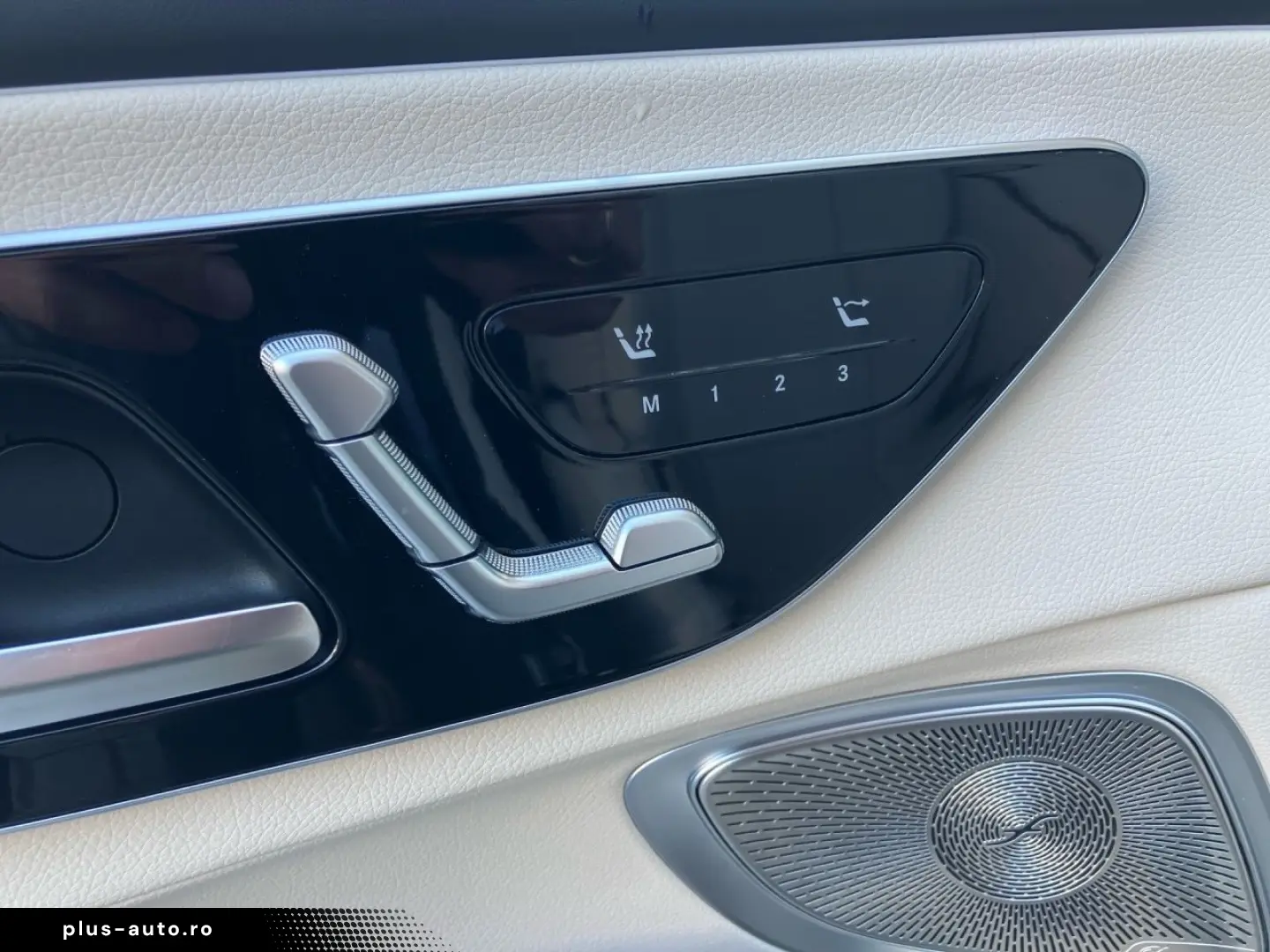 MERCEDES-BENZ CLE 300 4M Cabriolet AMG Distronic Bur&hellip;