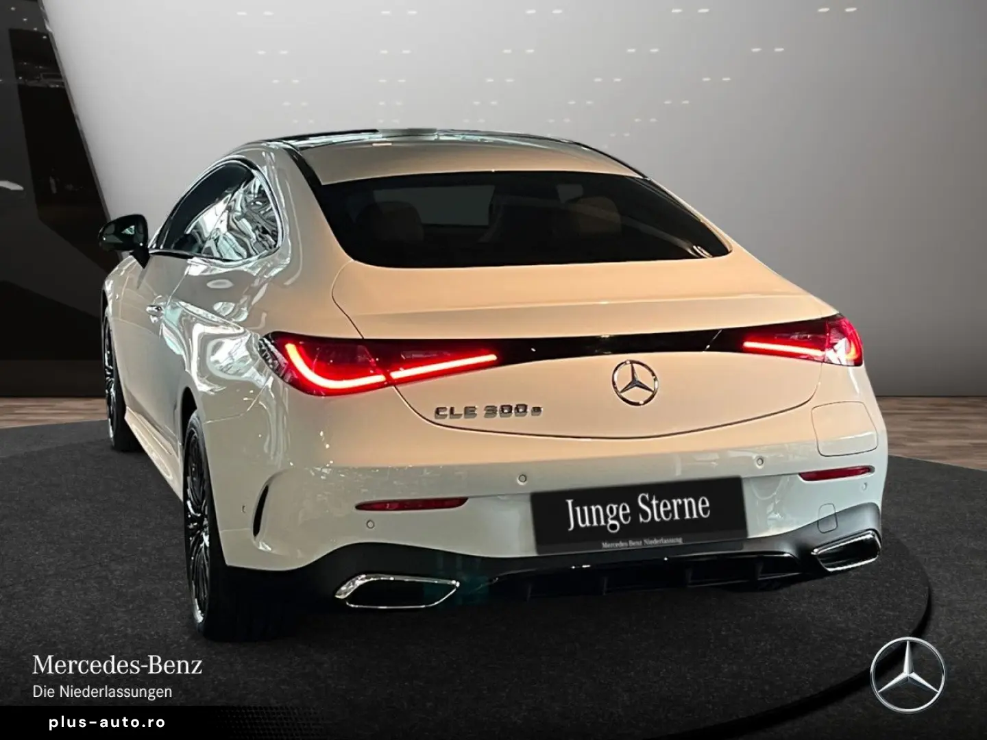 MERCEDES-BENZ CLE 300 e Cp AMG Adv  Pano Night Digit&hellip;