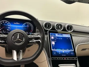 MERCEDES-BENZ CLE 300 e AMG Night Pano Burmester Head-Up 360