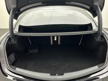 MERCEDES-BENZ CLE 300 e AMG Night Pano Burmester Head-Up 360