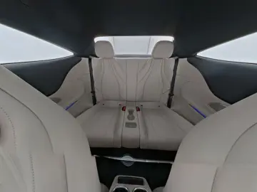 MERCEDES-BENZ CLE 300 e AMG Line Advanced  Distronic…