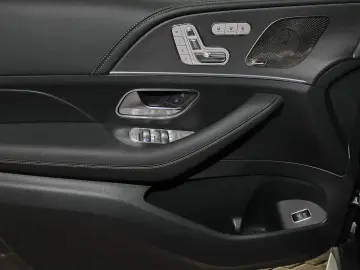 MERCEDES-BENZ GLE 53 AMG 4M Coupé AMG MBUX 360  M-LE…