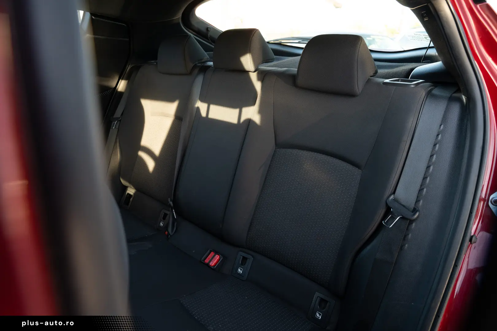 Toyota CH-R Business Edition 1.8 Hybrid