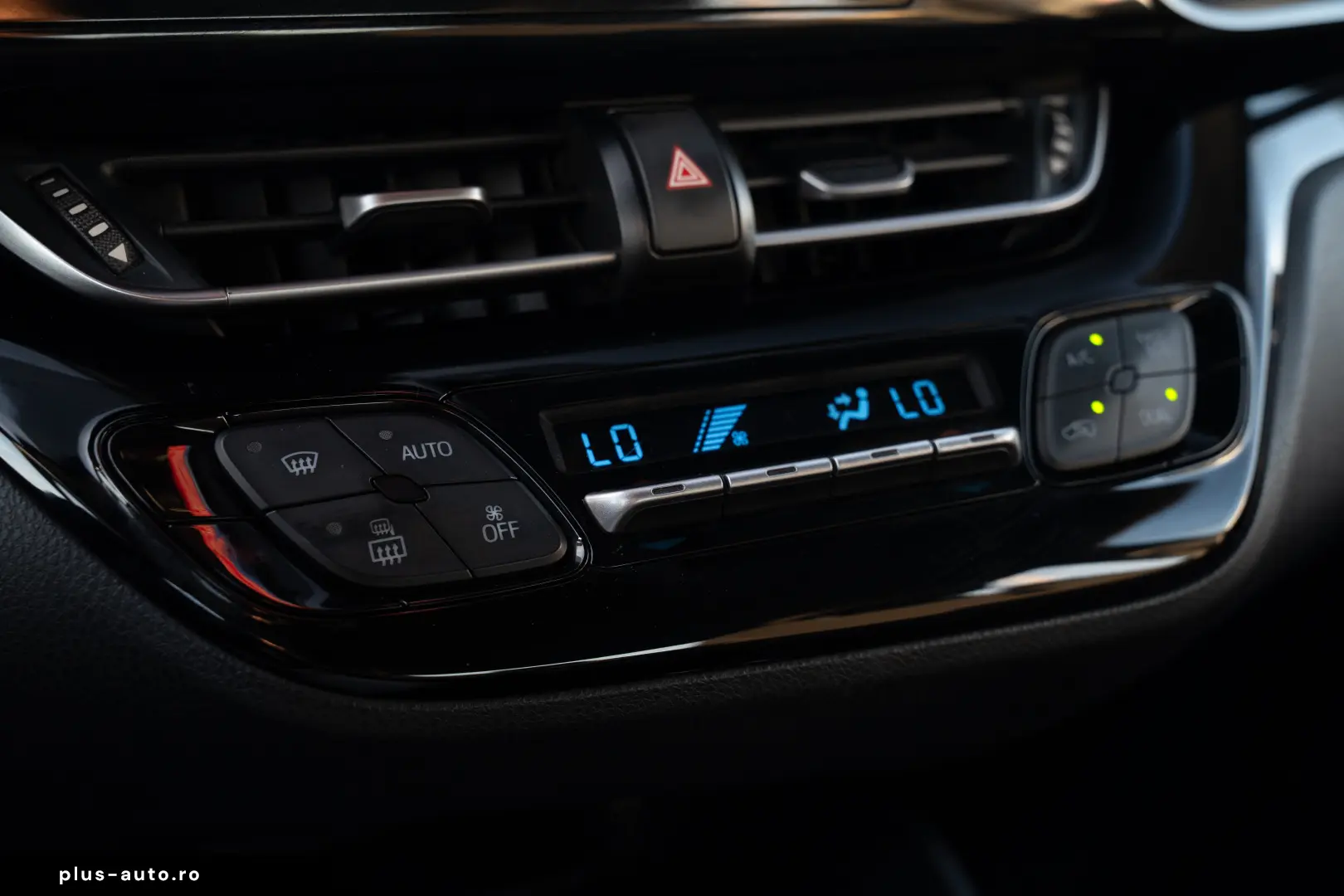 Toyota CH-R Business Edition 1.8 Hybrid