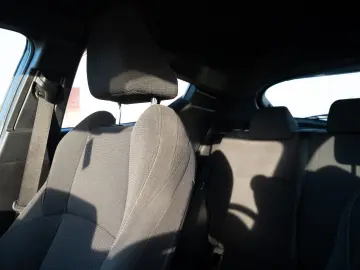 Toyota CH-R Business Edition 1.8 Hybrid