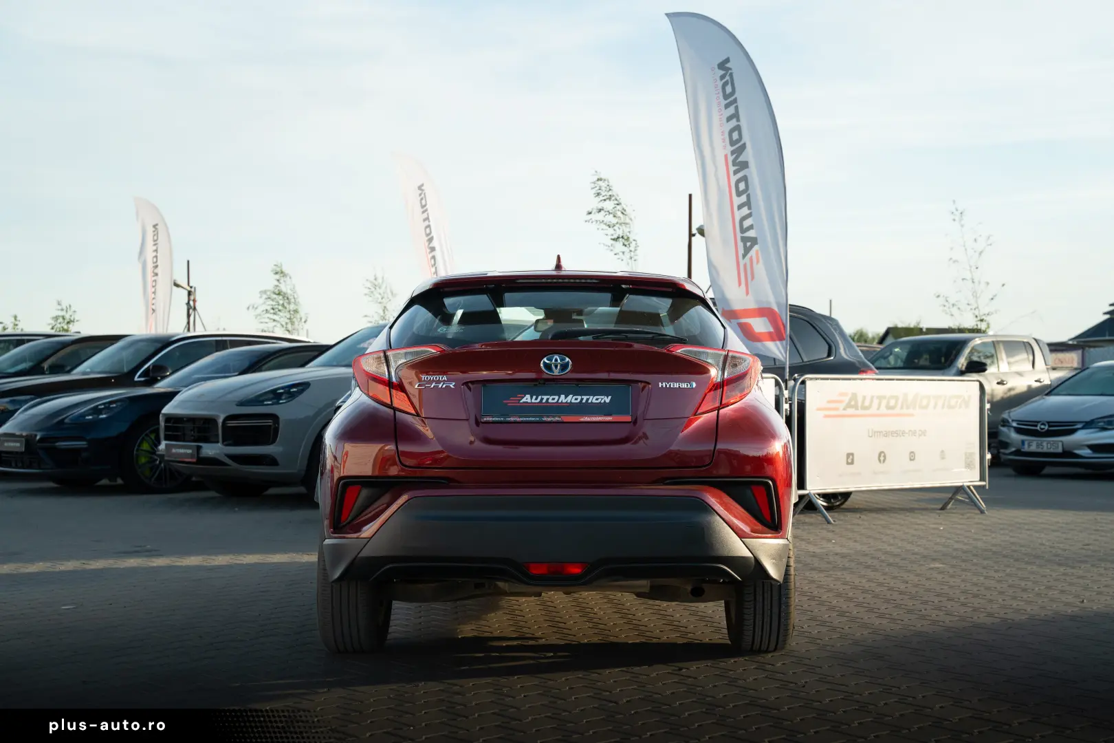 Toyota CH-R Business Edition 1.8 Hybrid