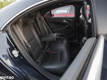 Mercedes-Benz CLA 250 4MATIC 7G-DCT Sport