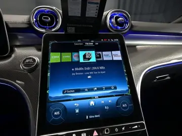 MERCEDES-BENZ CLE 300e AMG DIGITAL BURM PANO DISTRO MEMORY