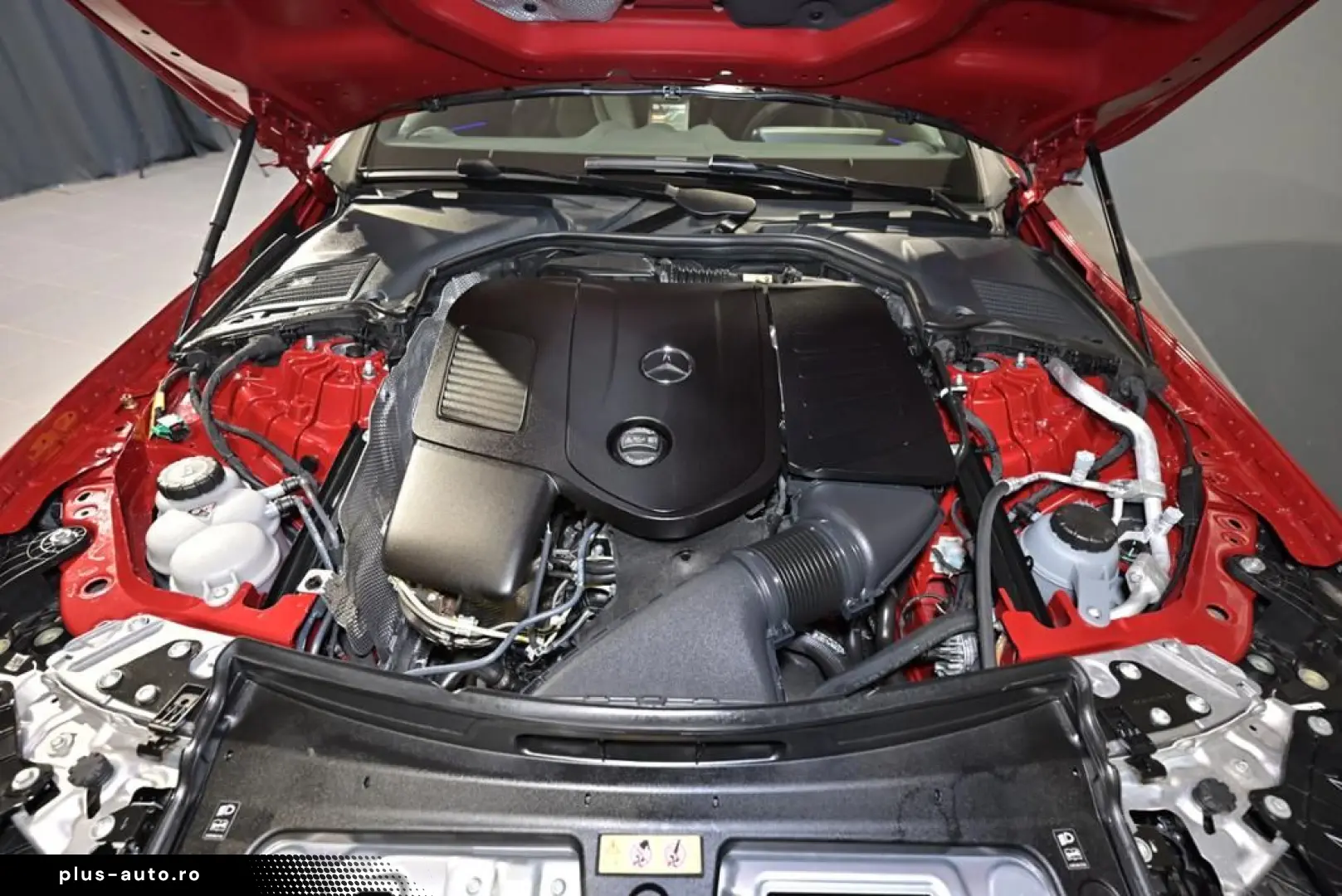 MERCEDES-BENZ CLE 300e AMG DIGITAL BURM PANO DISTRO MEMORY