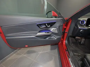 MERCEDES-BENZ CLE 300e AMG DIGITAL BURM PANO DISTRO MEMORY