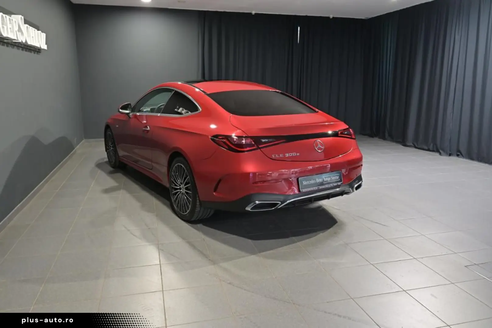 MERCEDES-BENZ CLE 300e AMG DIGITAL BURM PANO DISTRO MEMORY