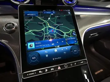 MERCEDES-BENZ CLE 300e AMG DIGITAL BURM PANO DISTRO MEMORY