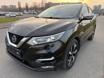 Nissan Qashqai J11 Facelift TEKNA - Istoric Service
