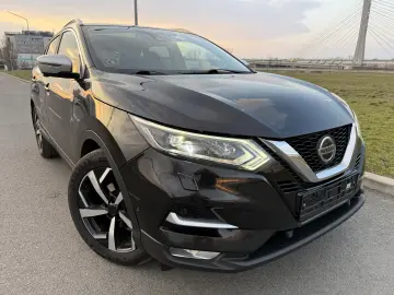 Nissan Qashqai J11 Facelift TEKNA - Istoric Service