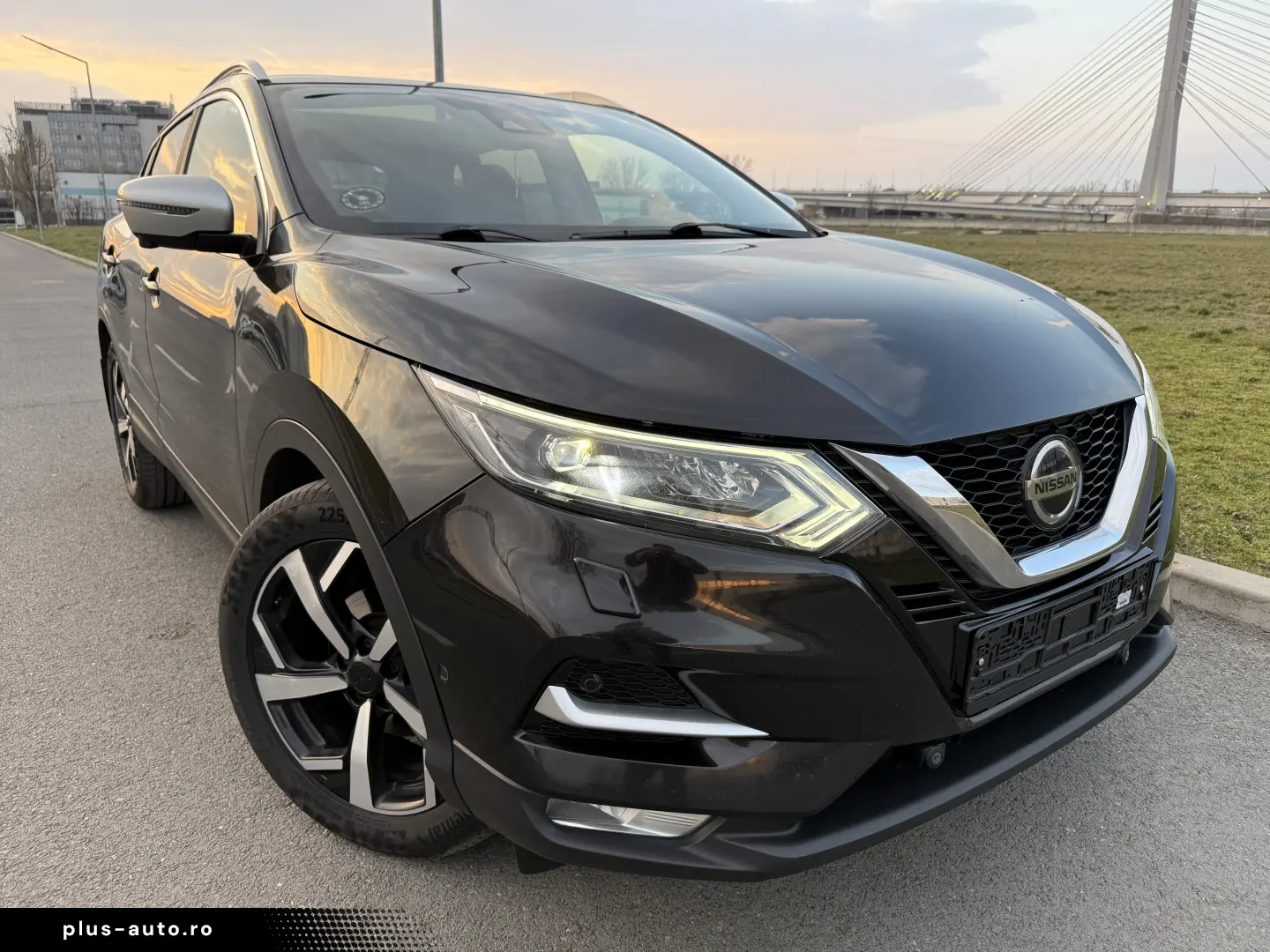Nissan Qashqai J11 Facelift TEKNA - Istoric Service