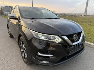 Nissan Qashqai J11 Facelift TEKNA - Istoric Service