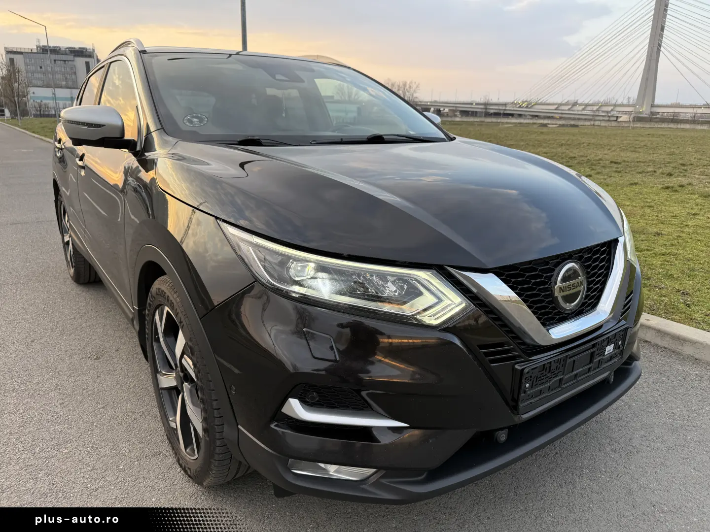 Nissan Qashqai J11 Facelift TEKNA - Istoric Service