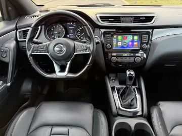 Nissan Qashqai J11 Facelift TEKNA - Istoric Service