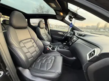 Nissan Qashqai J11 Facelift TEKNA - Istoric Service